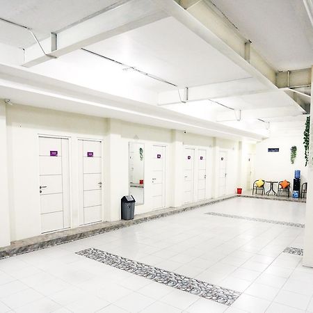 C.Stone Hotel Surabaya Eksteriør bilde